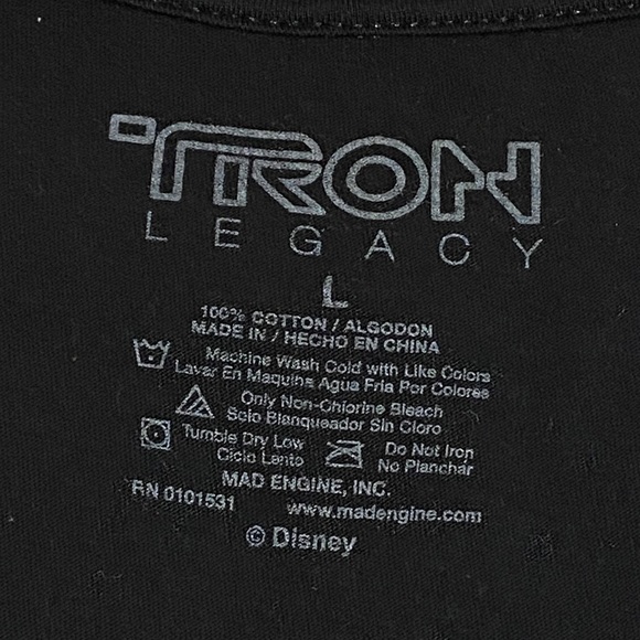 TRON Legacy Light Cycle T-Shirt - Picture 4 of 5